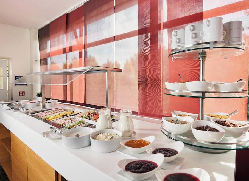 Buffet Photo