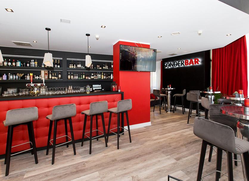Bar Photo