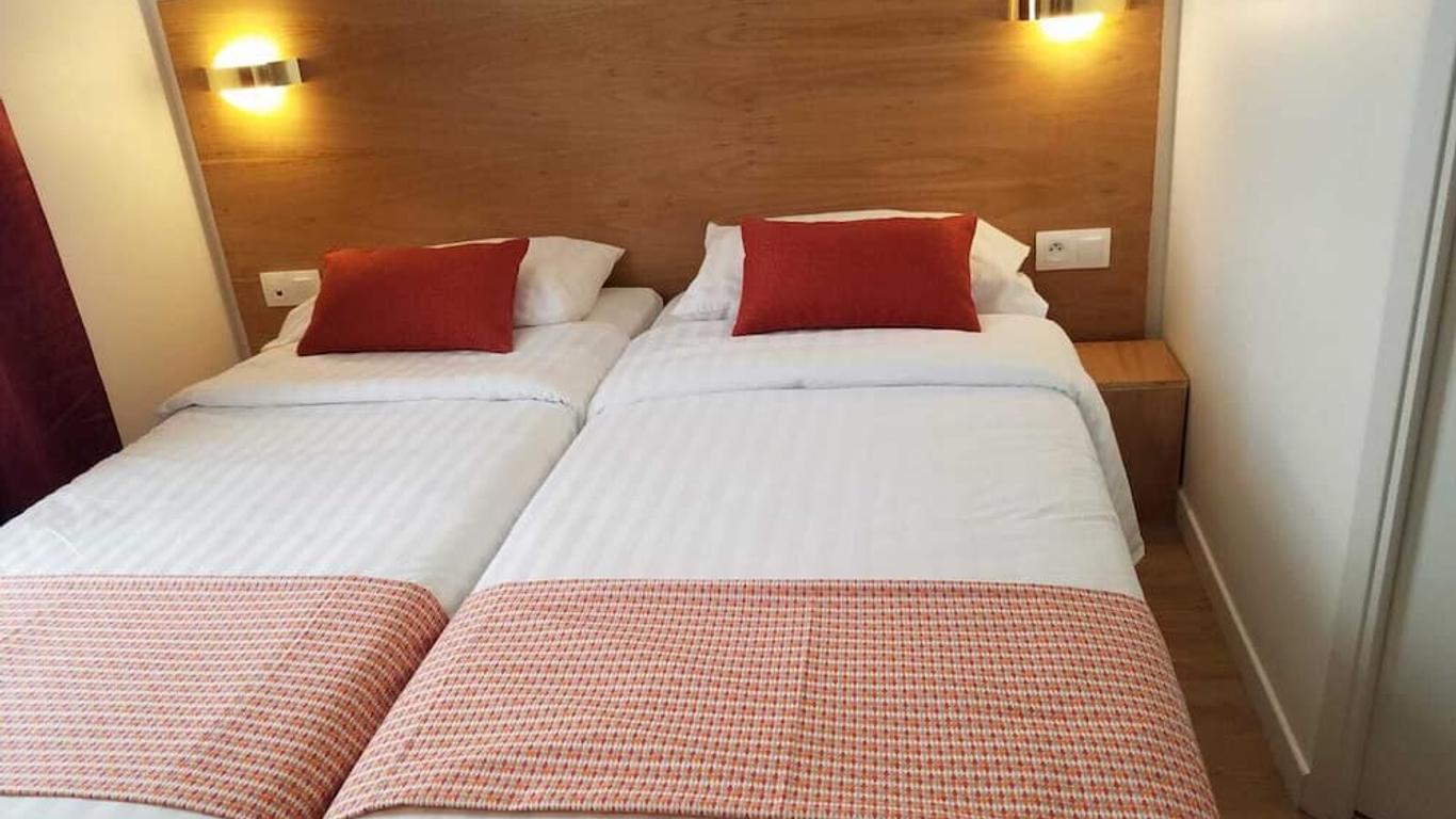 Dupleix Hotel