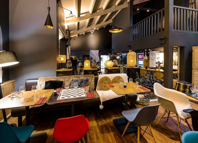 Restaurant Photo
