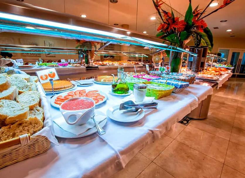 Buffet Photo