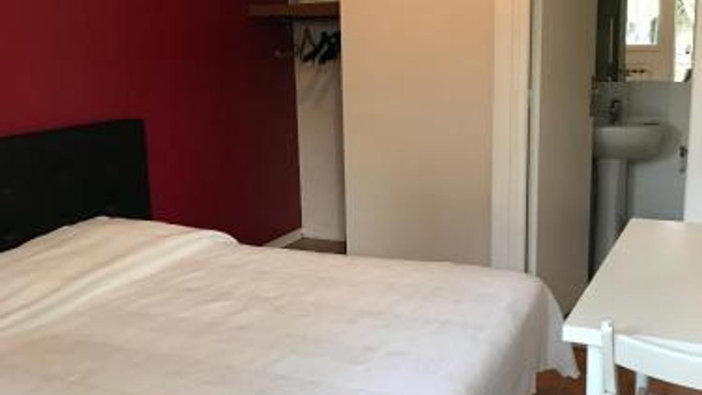 Hotel Moderne