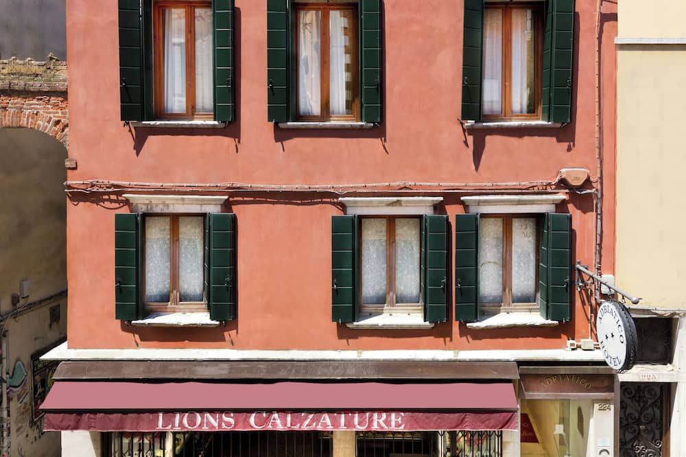 Bâtiment