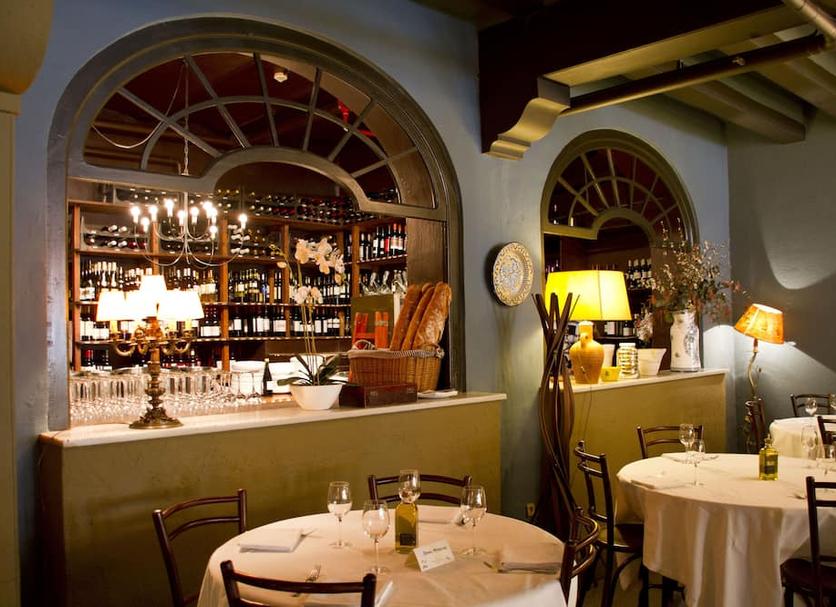 Restaurant Photo