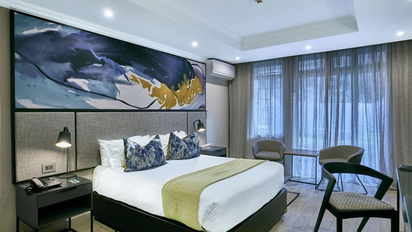 Cresta Thapama Hotel