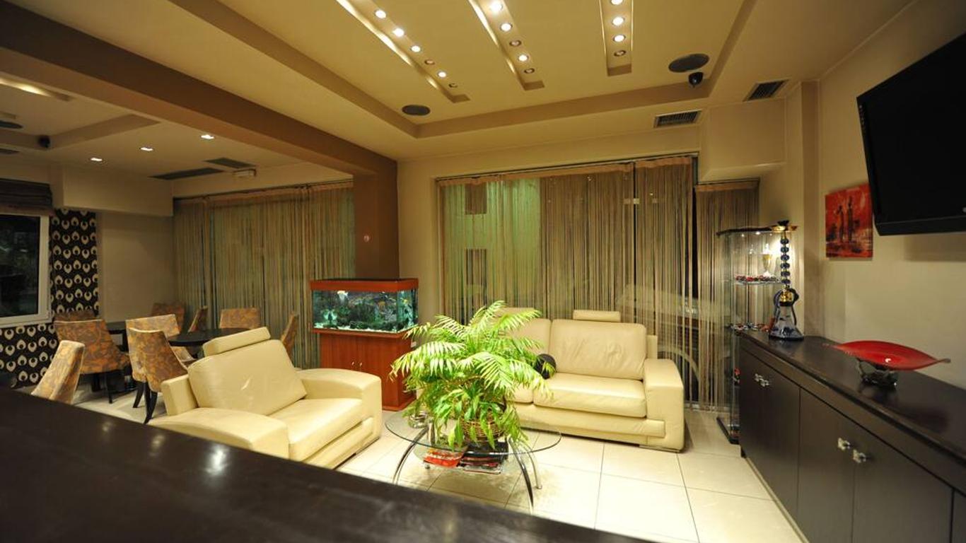 Ceragio Hotel & Apartments