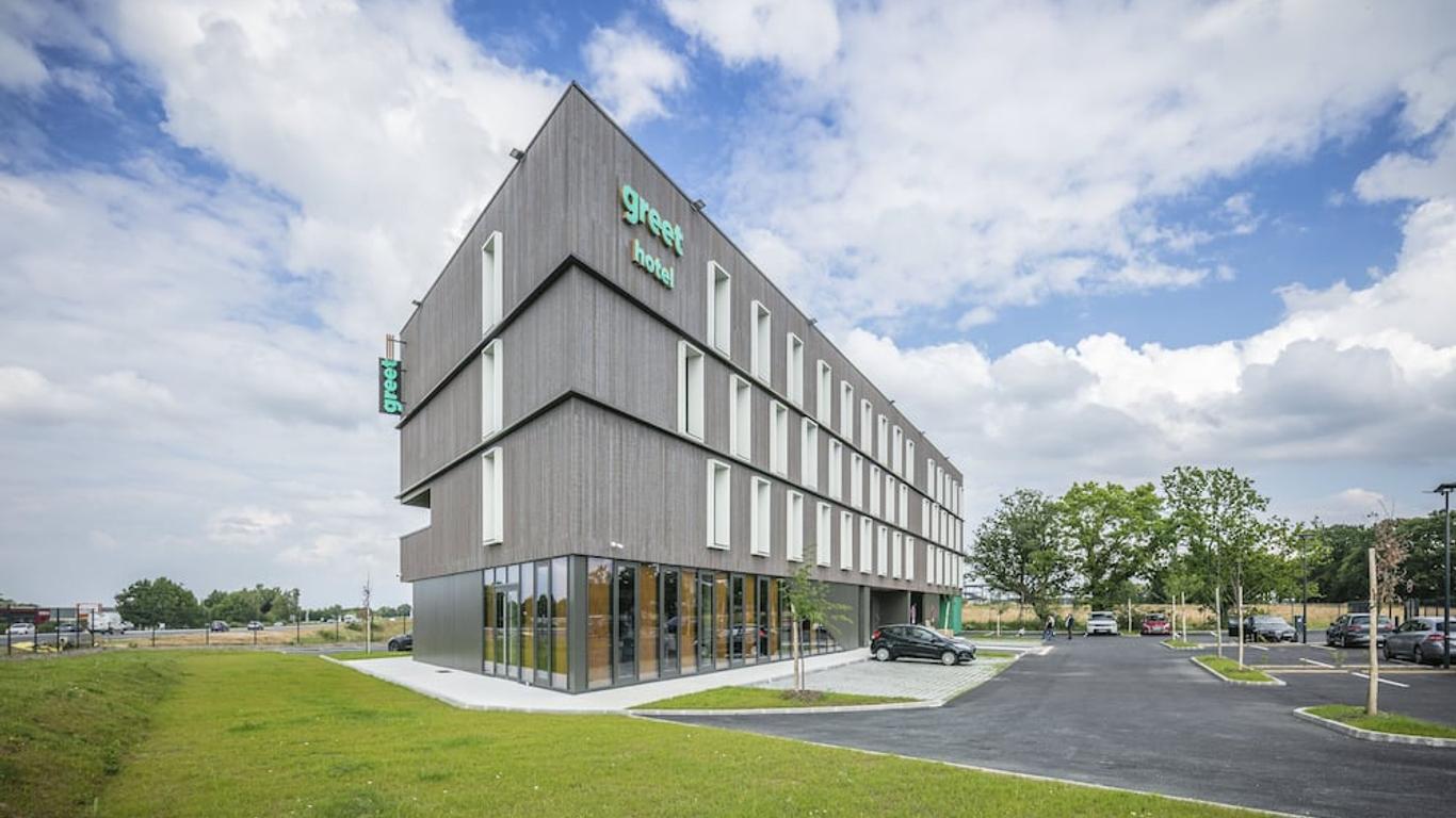 greet Hotel Rennes Pace