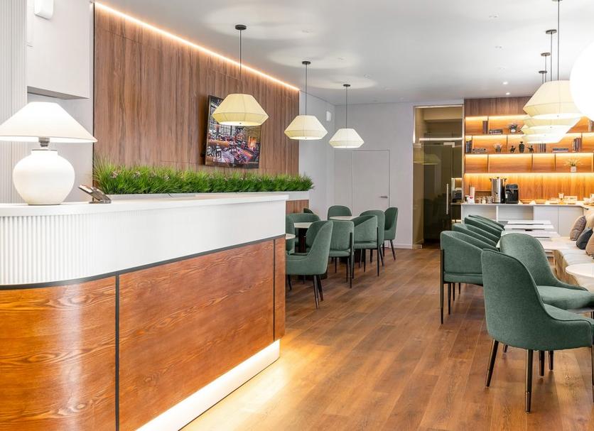 Restaurant Photo