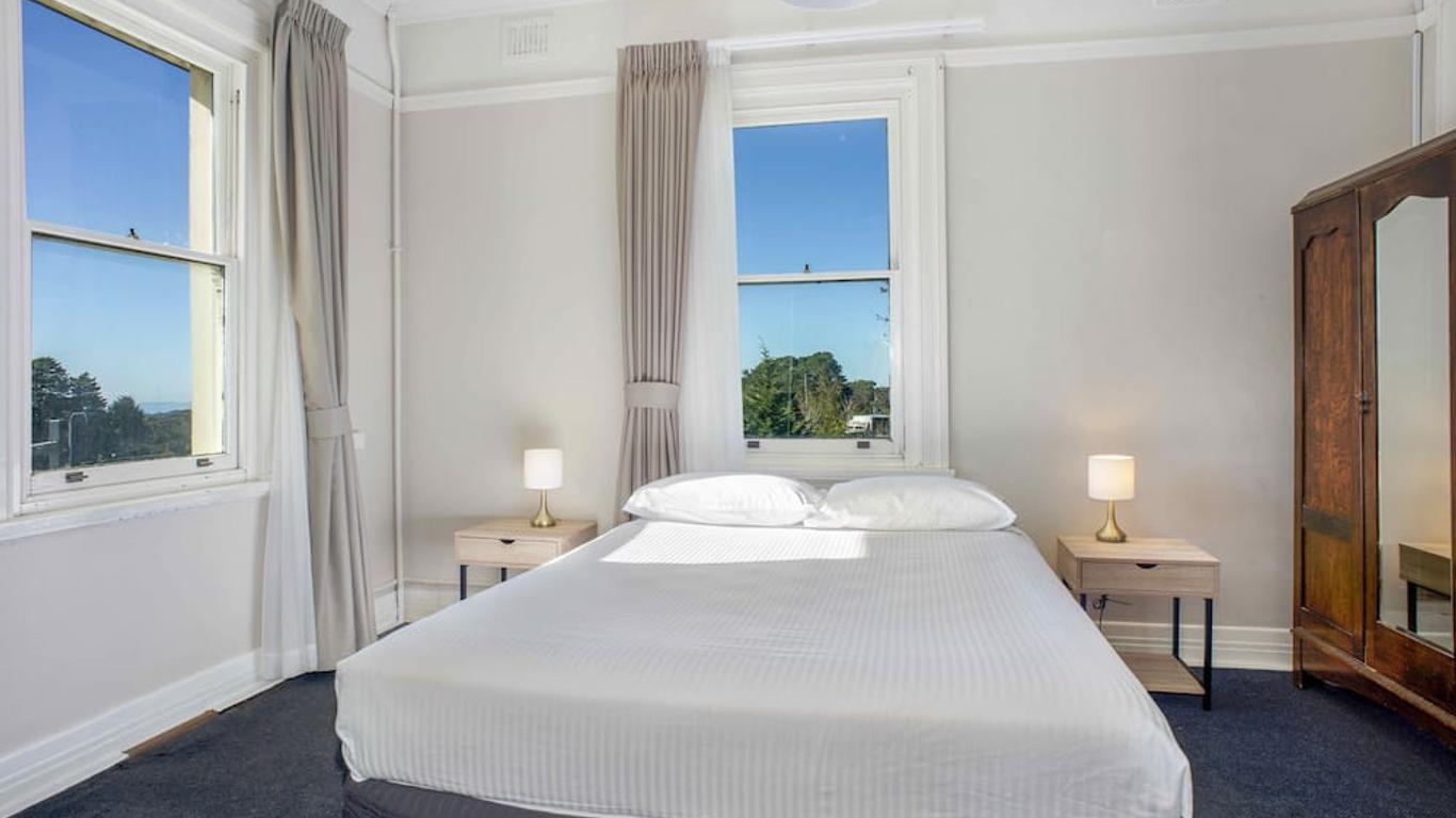 Grand View Hotel