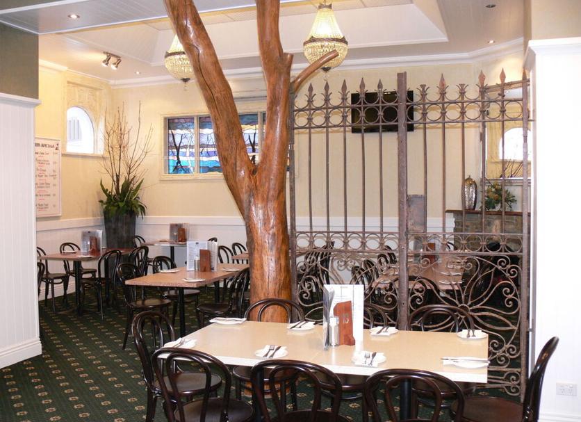 Restaurant Photo