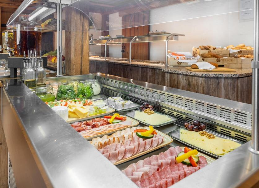 Buffet Photo