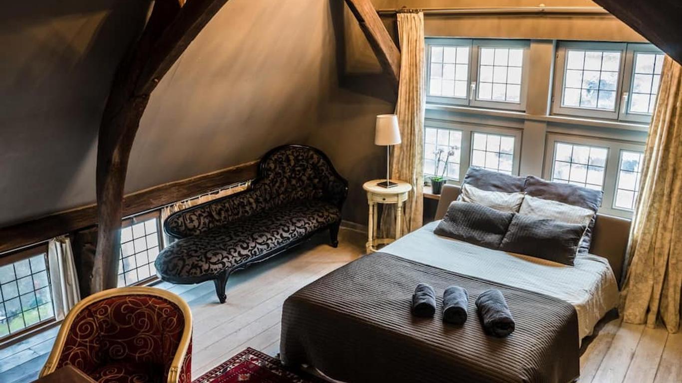 Aparthotel De Beek Anno 1410