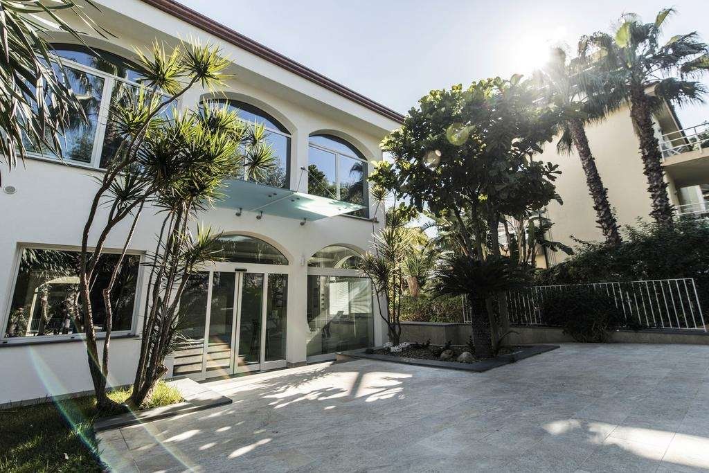 Sicilia's Residence Hotel Art & Spa à partir de 75 €. Appart'hôtels à