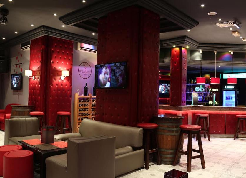 Bar Photo