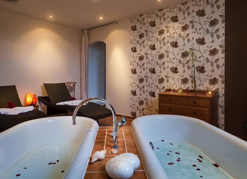 Spa Photo