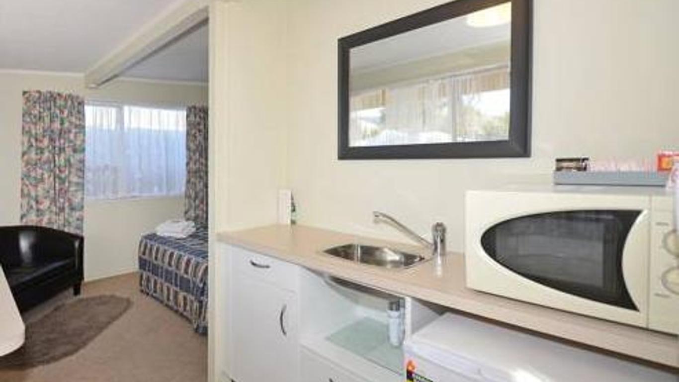 Trentham Motel
