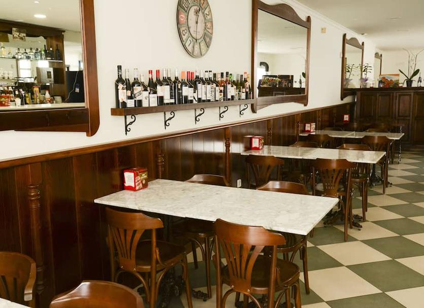 Bar Photo