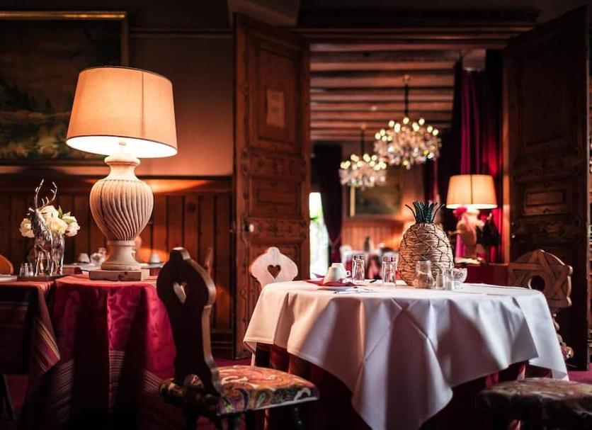 Restaurant Photo
