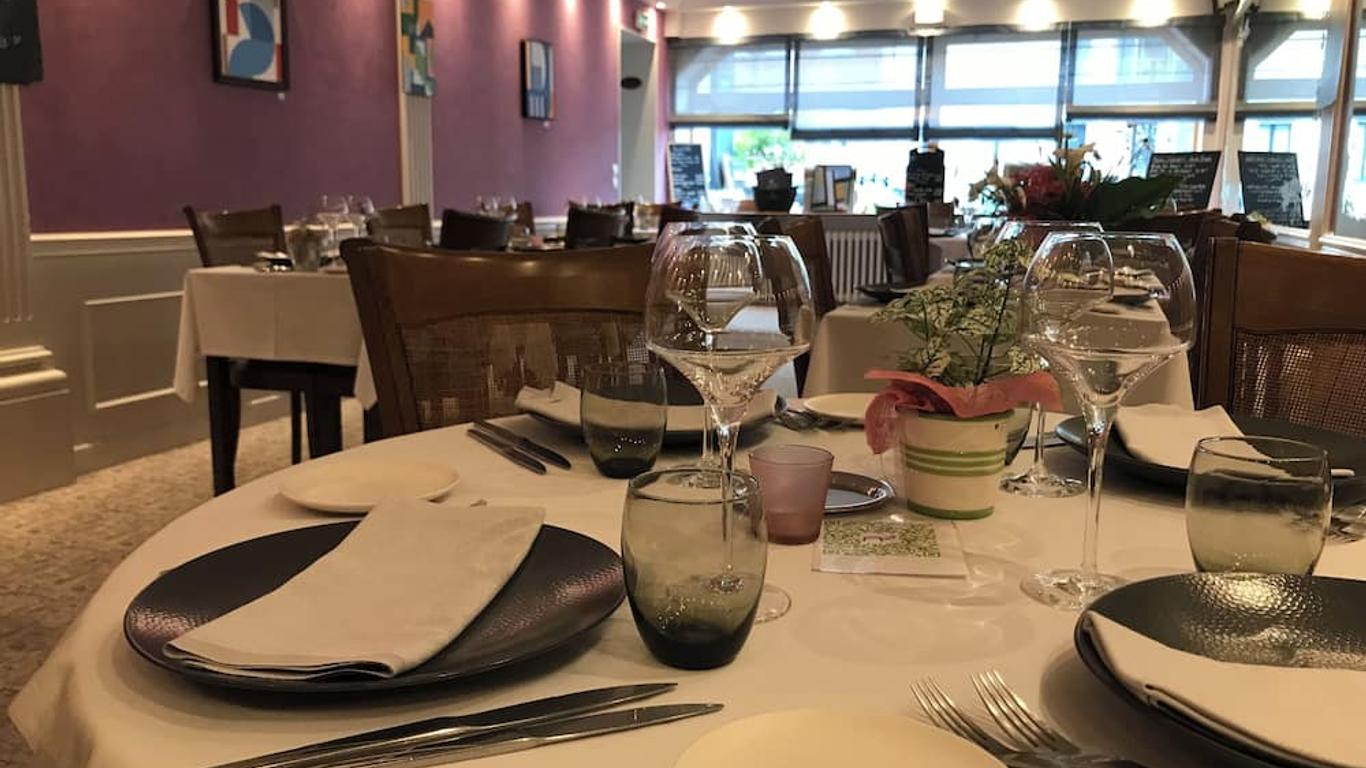 Logis Hotel & Restaurant La Paix
