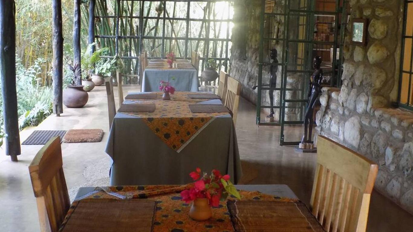 Octagon Lodge