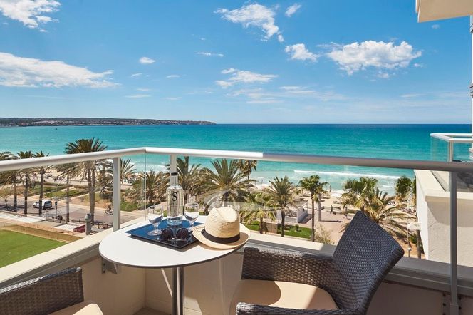 Pure Salt Garonda - Adults Only