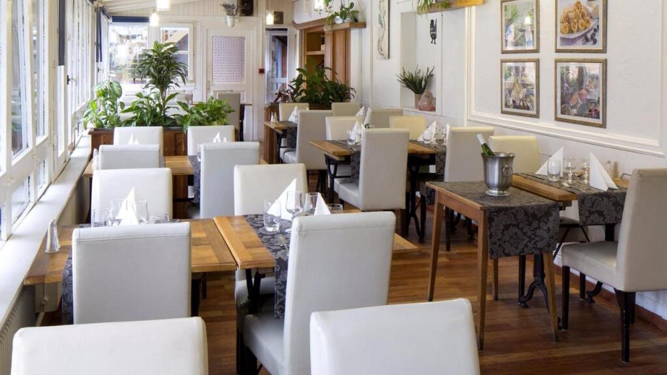 Hôtel Restaurant Au Cygne