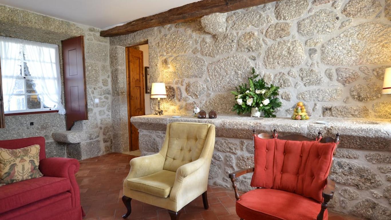 Casa da Portela de Sampriz