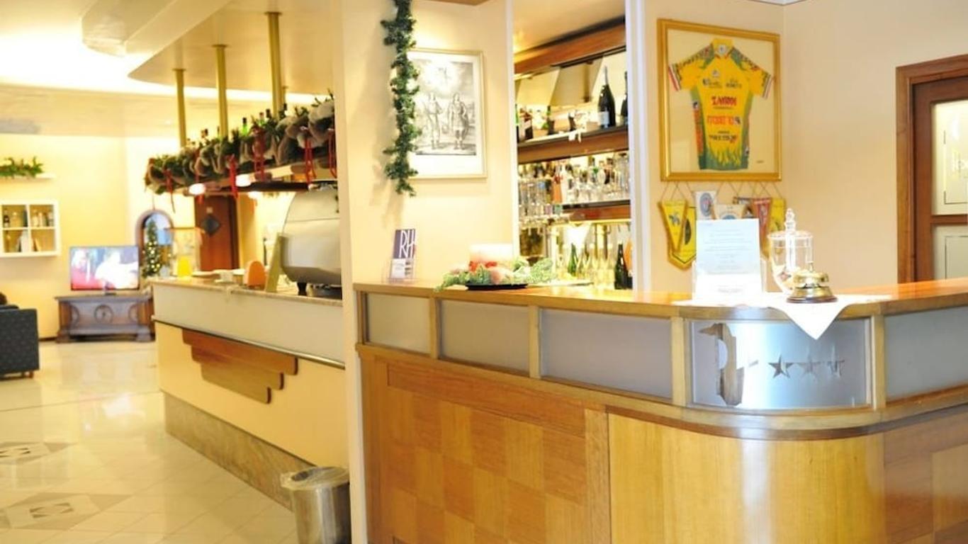 Rometta Hotel