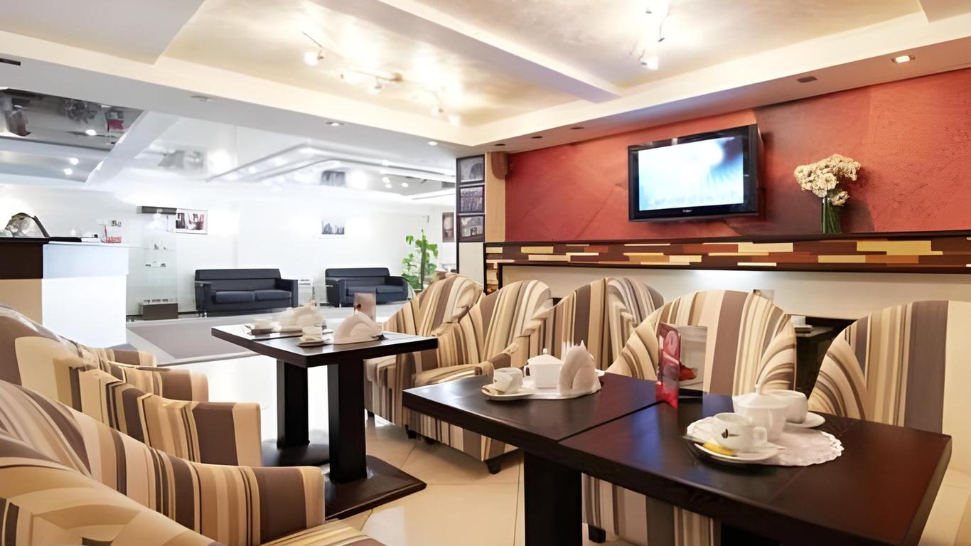 Beliy Gorod Hotel