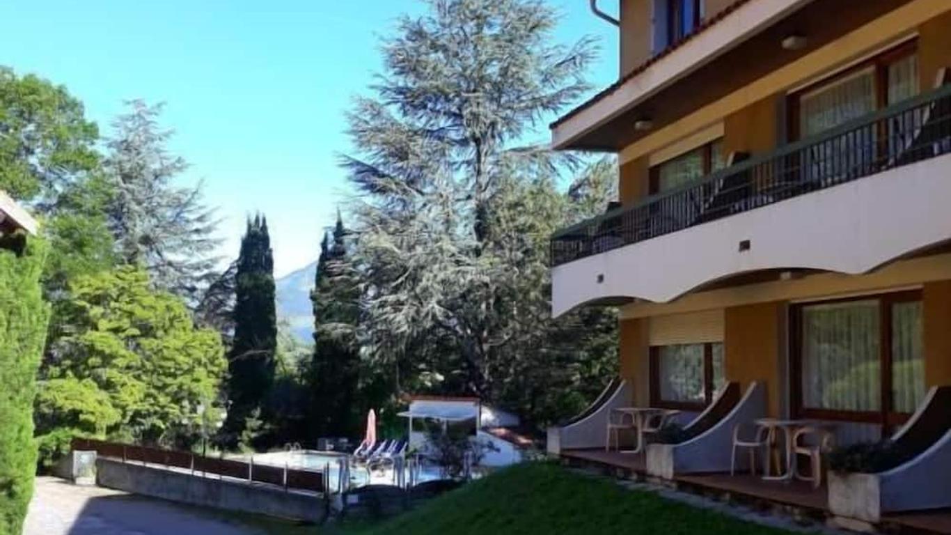 Hotel Le Mas Fleuri