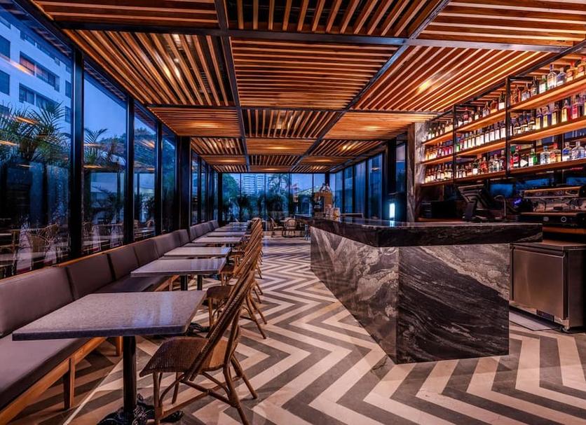 Bar Photo