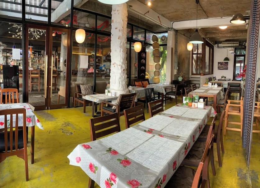 Restaurant Photo