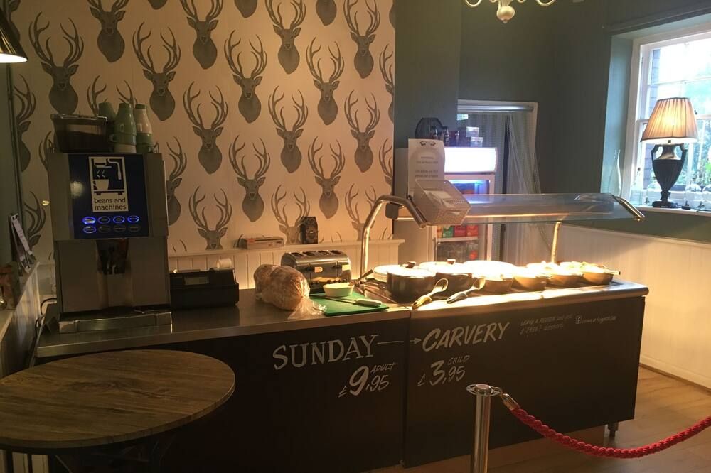 Buffet Photo