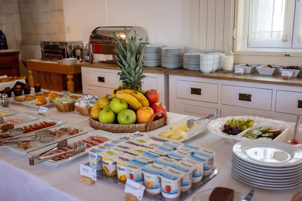 Buffet Photo