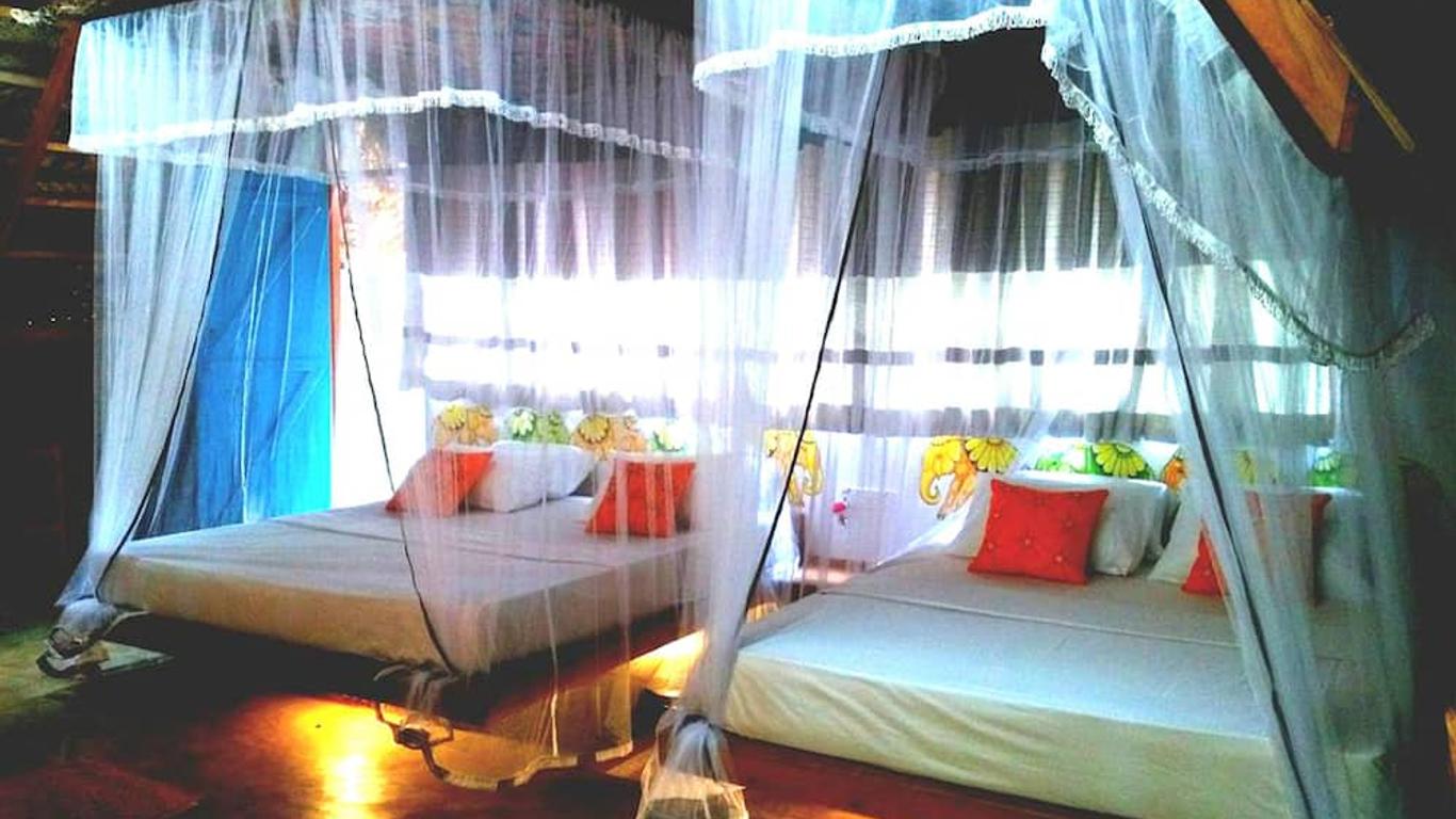 Habarana Tree House Ambasewana Resort
