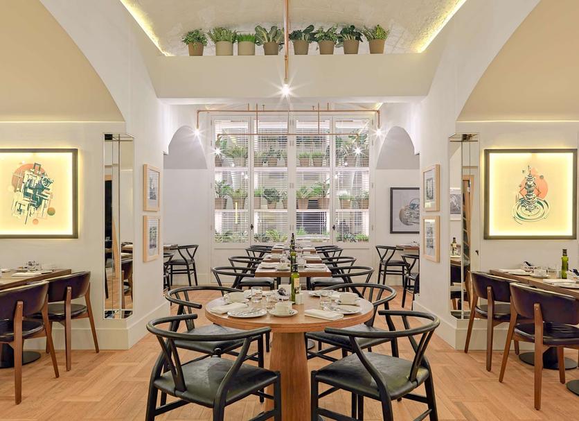 Restaurant Photo