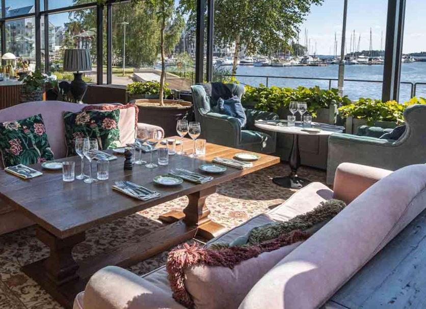 Restaurant Photo