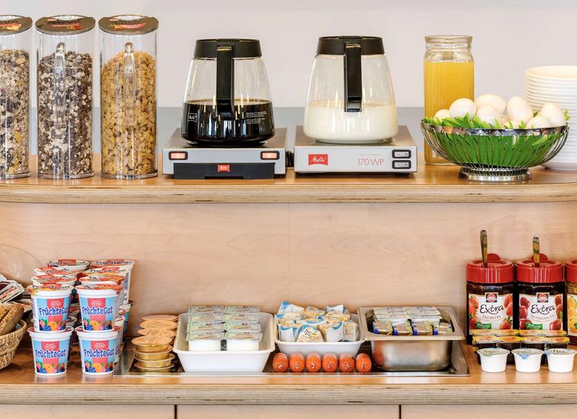 Buffet Photo