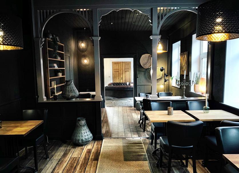 Restaurant Photo