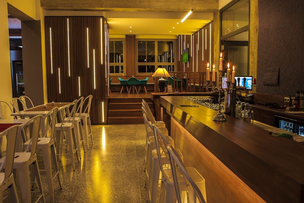 Bar Photo