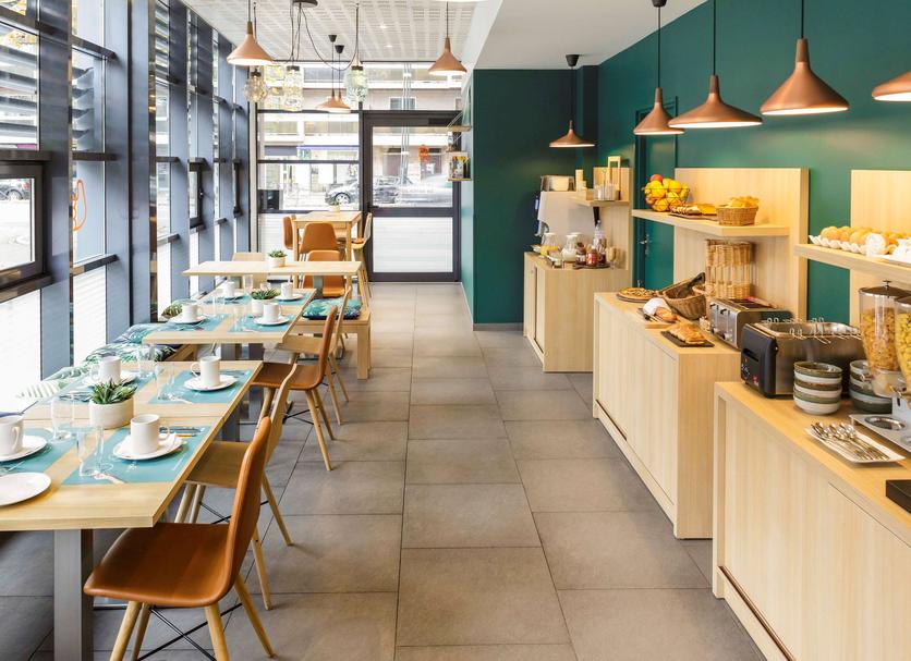 Restaurant Photo