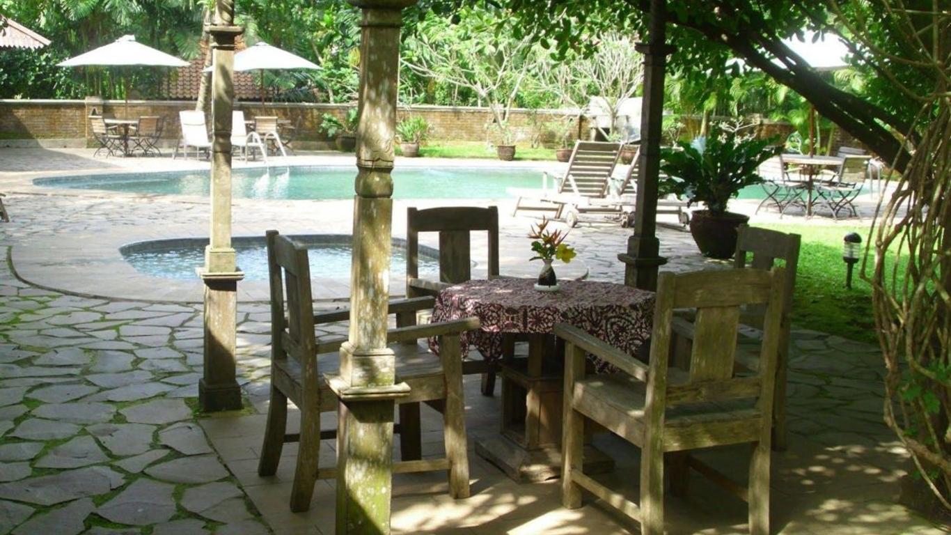 Hills Joglo Villa