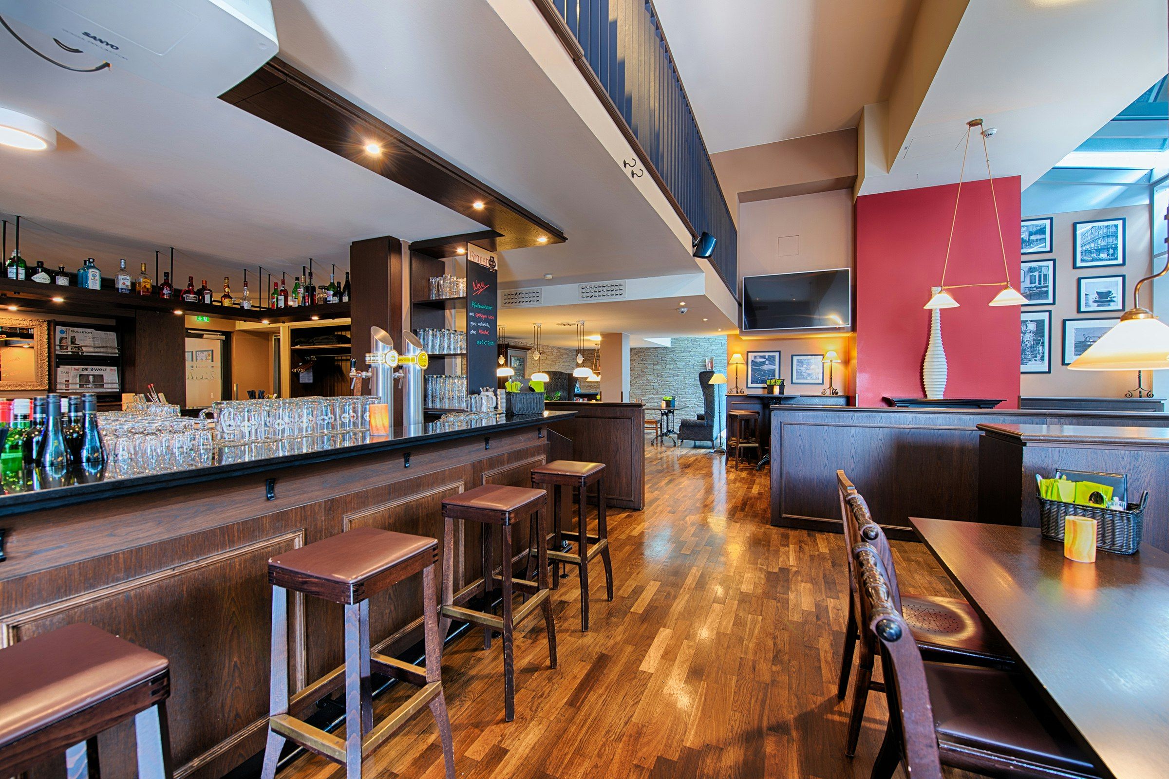 Bar Photo