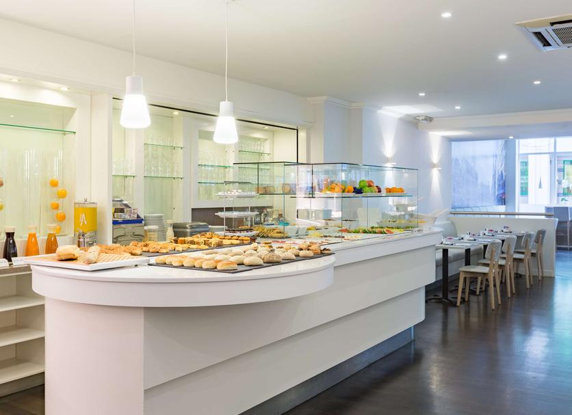 Buffet Photo