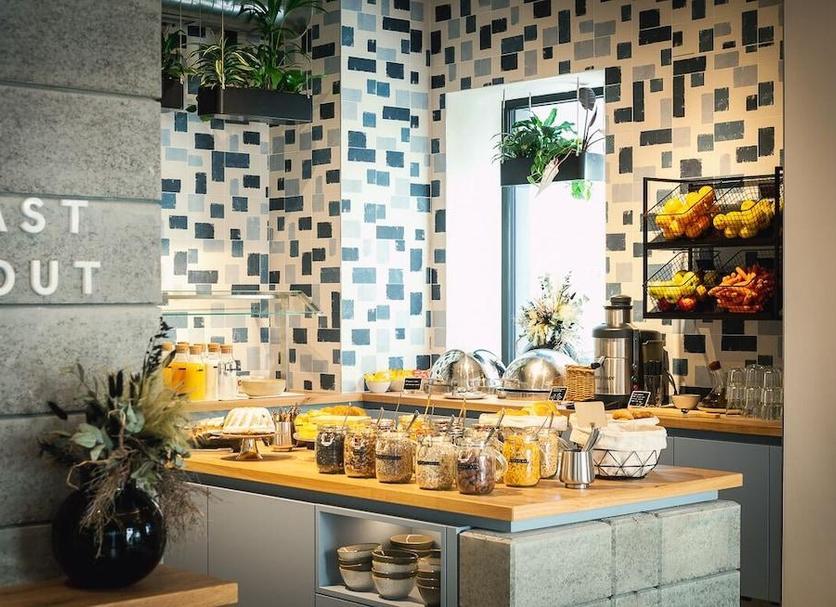 Buffet Photo