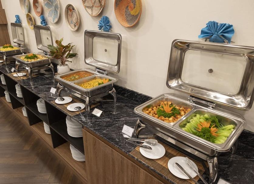 Buffet Photo