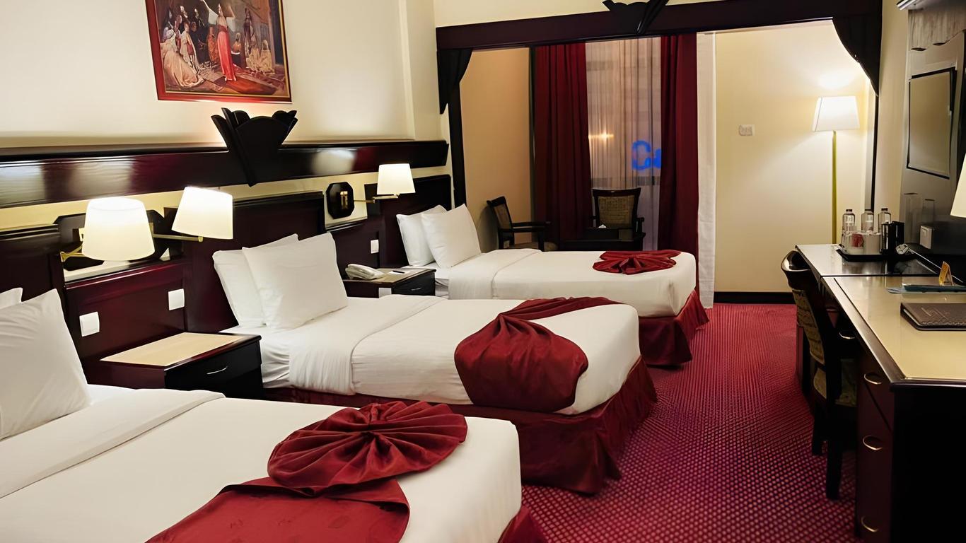 Claridge Hotel