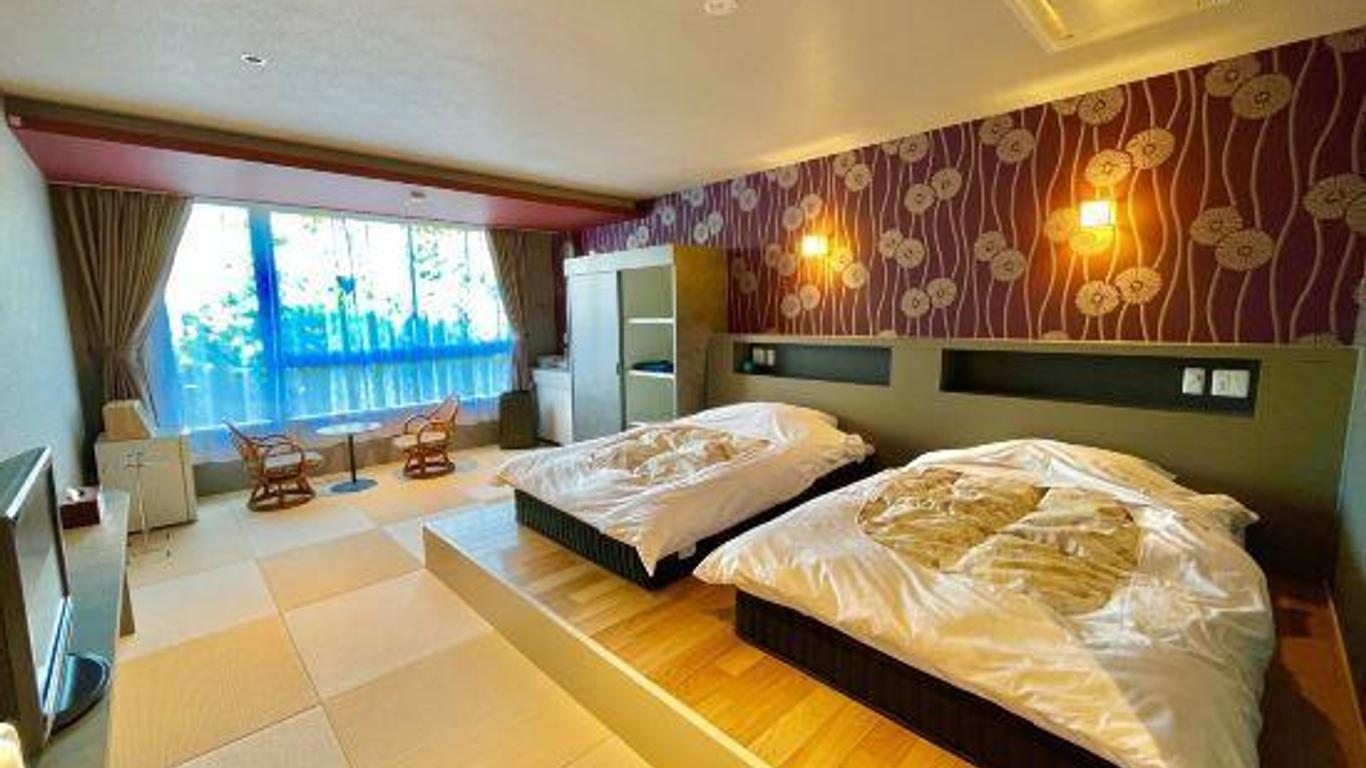 Hotel Heian