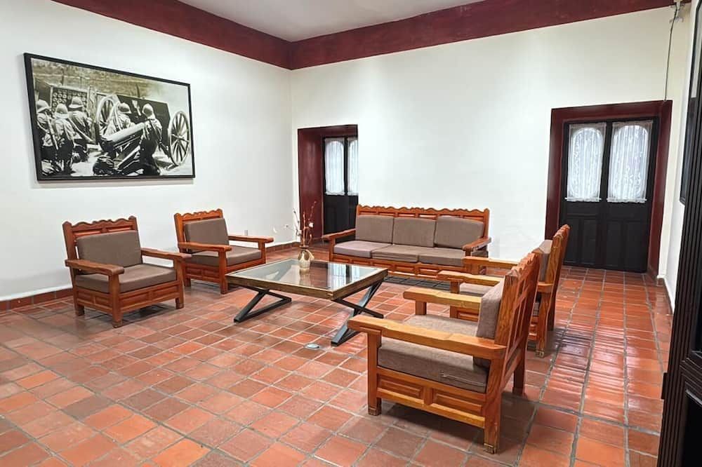 Salon