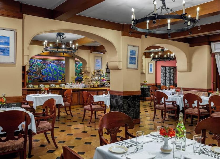 Restaurant Photo